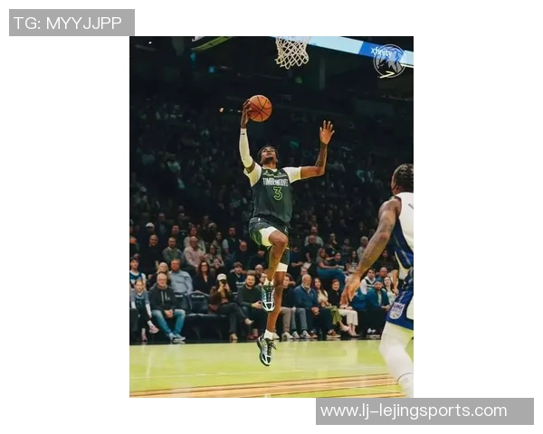 爱德华兹第三节火力全开9中7狂砍21分三节合计31分5篮板表现惊艳 爱德华兹第三节火力全开9中7狂砍21分三节合计31分5篮板表现惊艳