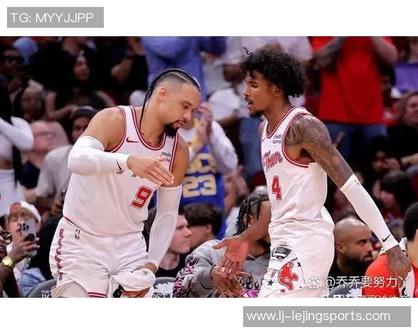 狄龙谈裁判判罚影响比赛结果强调球员需忍耐不满情绪 狄龙谈裁判判罚影响比赛结果强调球员需忍耐不满情绪