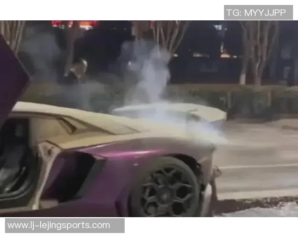 荷兰前国脚经历惊险四车连环撞击兰博基尼惨遭报废 荷兰前国脚经历惊险四车连环撞击兰博基尼惨遭报废