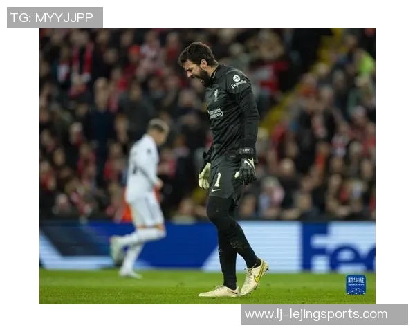 莫伦特斯谈维尼修斯与门将碰撞事件强调偶然性并分享个人经历