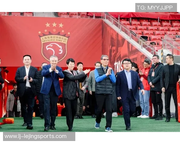 2025年中国足协青少年足球锦标赛男子16强球队团结一心共创辉煌时刻 2025年中国足协青少年足球锦标赛男子16强球队团结一心共创辉煌时刻